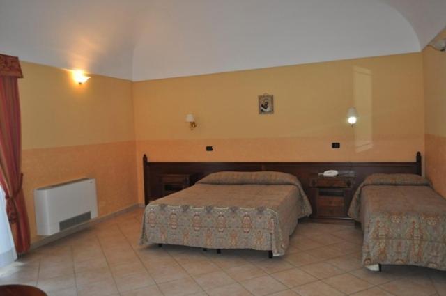 Tenuta Santa Lucia Hotel San Giovanni Rotondo Cameră foto